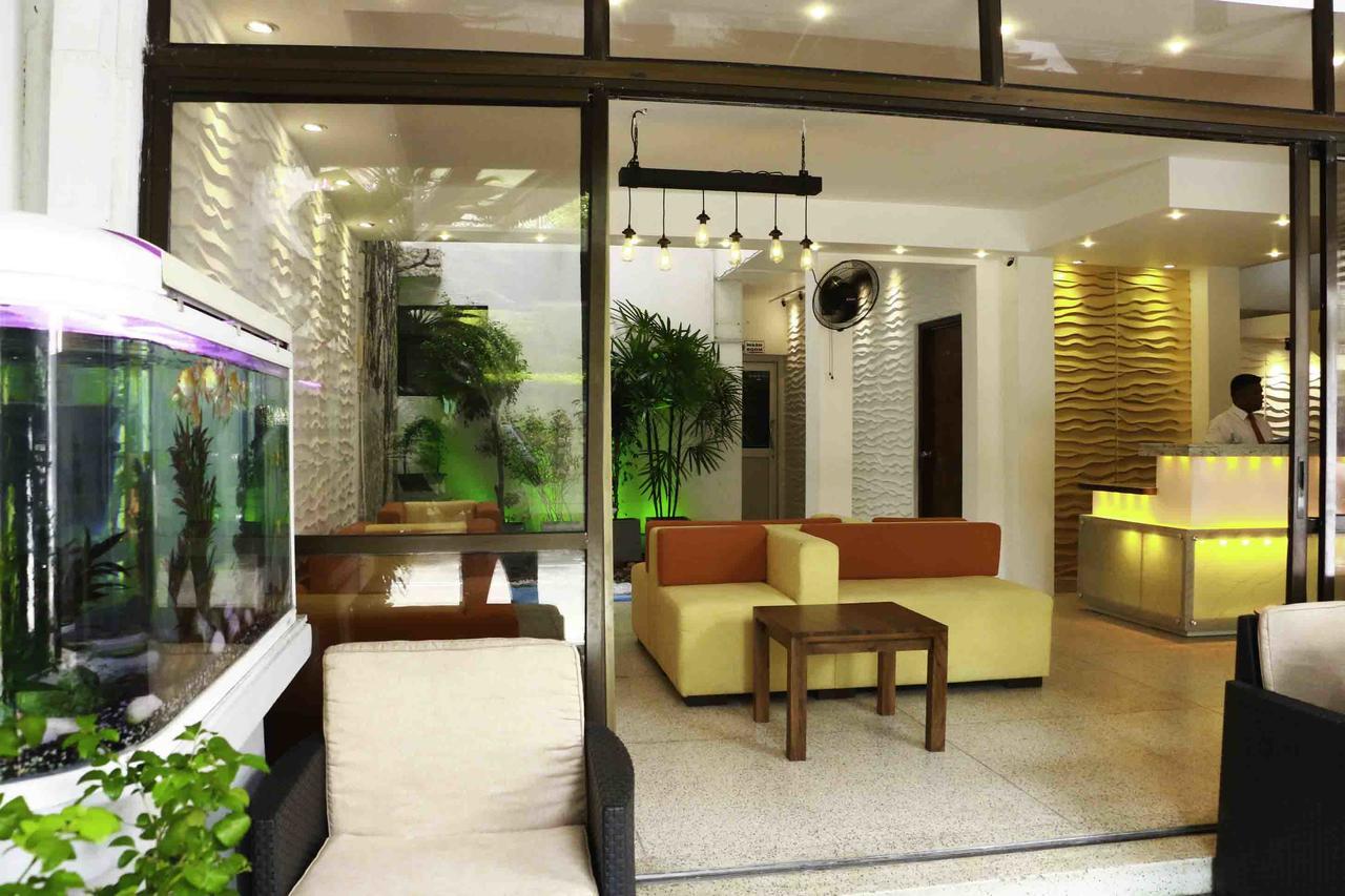 Hotel Sunshine Коломбо Экстерьер фото