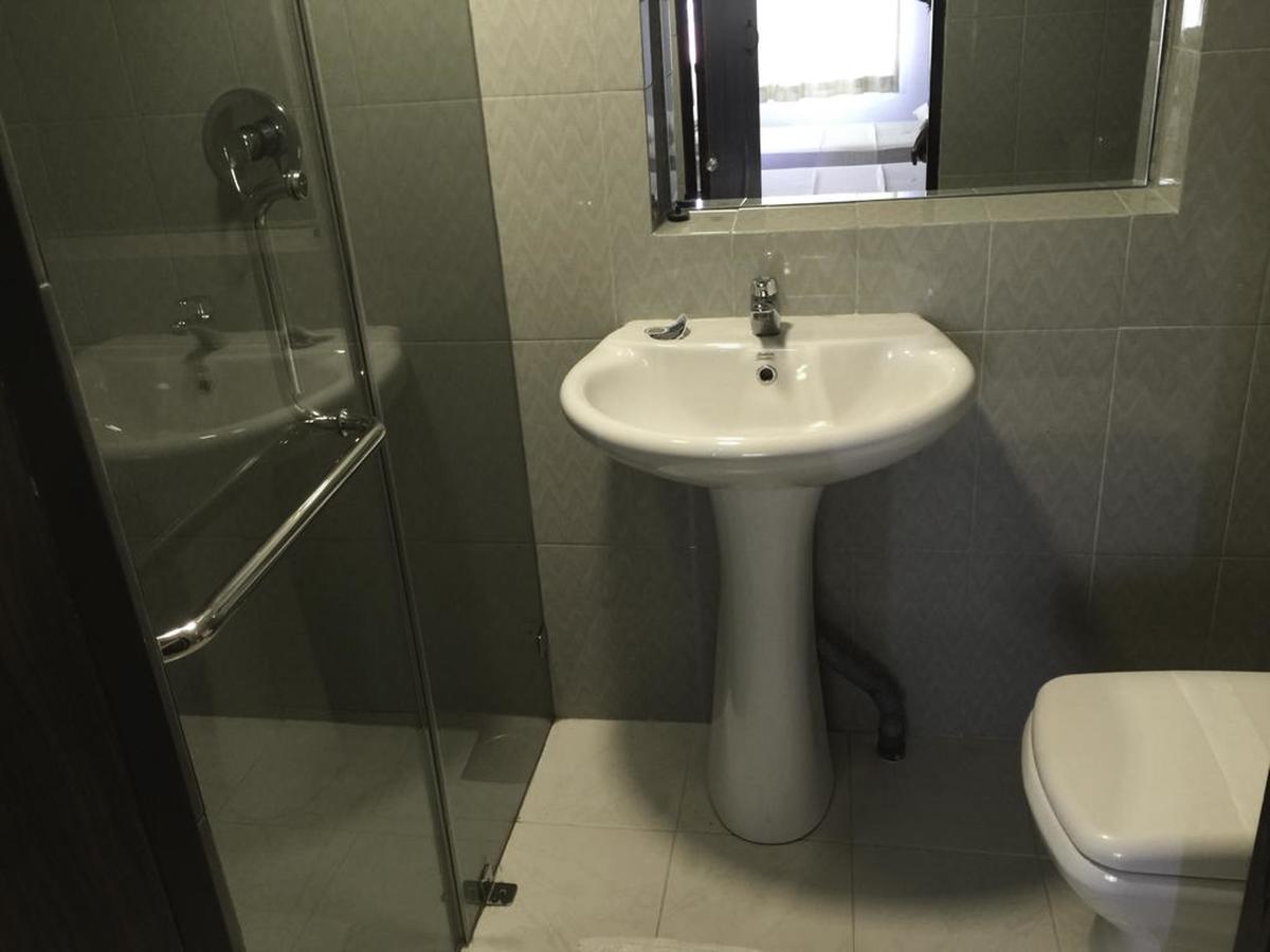 Hotel Sunshine Коломбо Экстерьер фото
