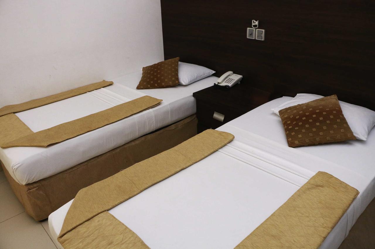 Hotel Sunshine Коломбо Экстерьер фото